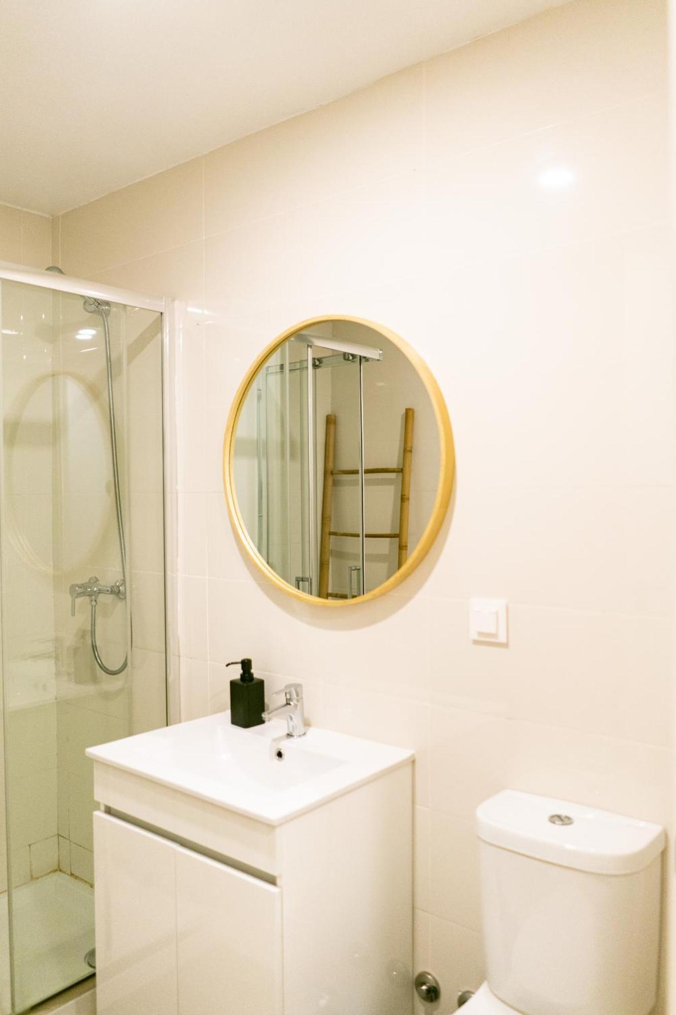 Magnificent Cais De Gaia Apartment By Unique Hosts Vila Nova de Gaia Room photo
