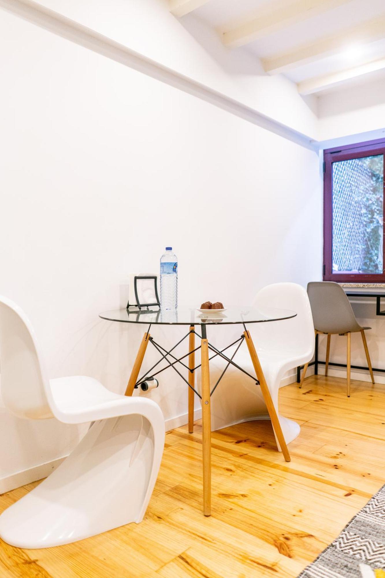 Magnificent Cais De Gaia Apartment By Unique Hosts Vila Nova de Gaia Room photo